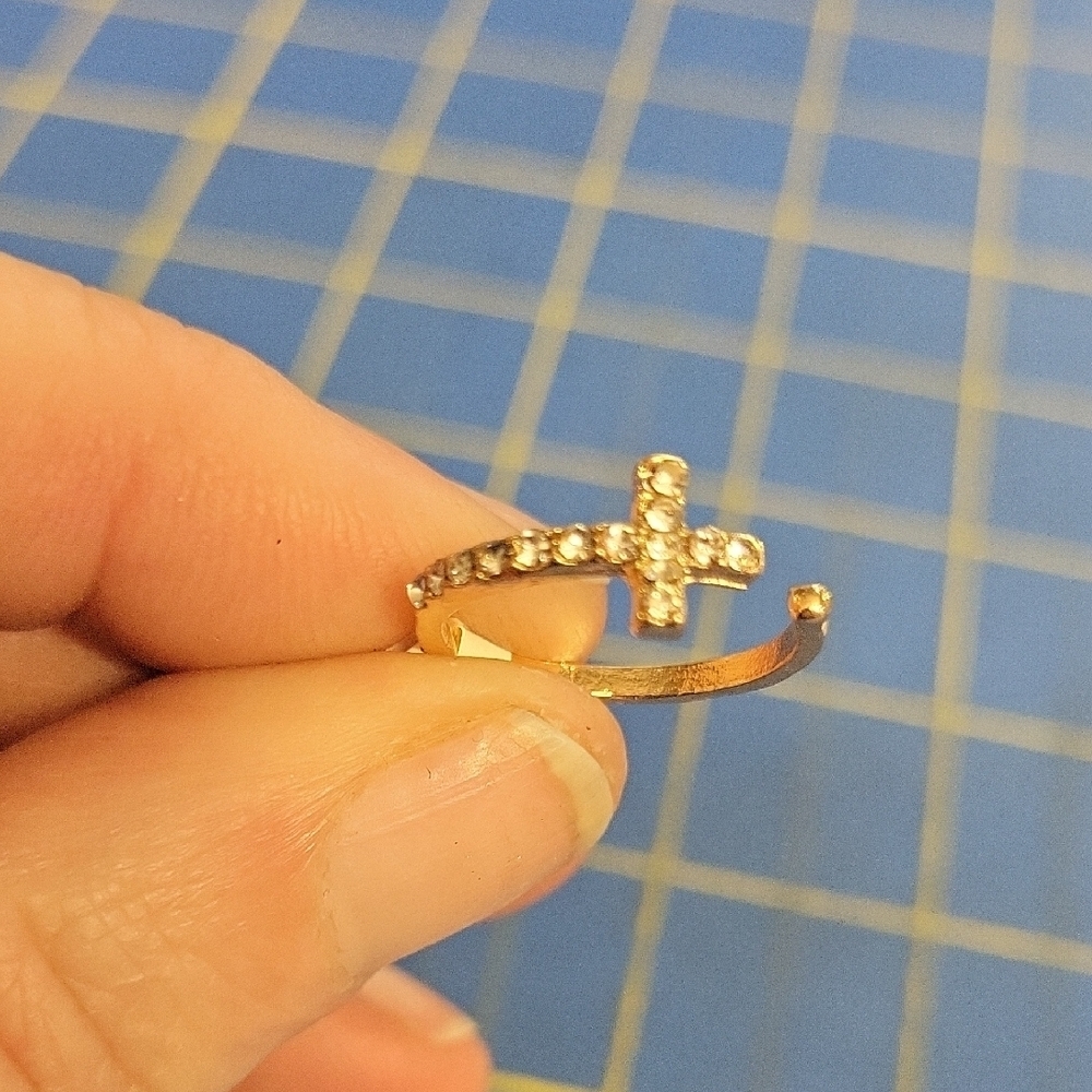 Gold Tone Rhinestone Cross Ring